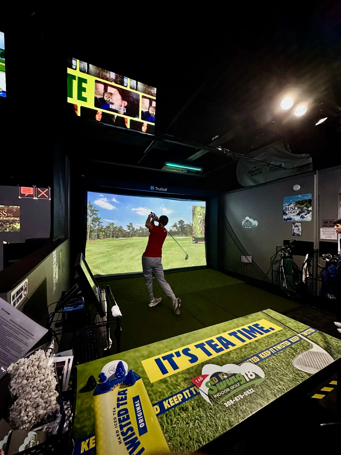 Swing18 Indoor Golf | Grand Island, NE